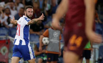 Layún y Corona mandan al Porto a la Champions League