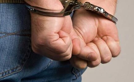 Extesorero de León acusado de peculado se entrega a las autoridades