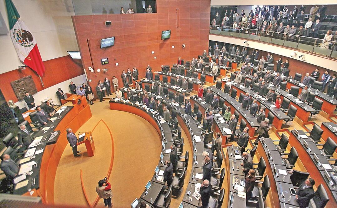 El PAN, en “cueros” en el Senado