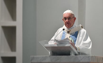 Sacude el Papa a jerarquía católica global: “en duda” viabilidad religiosa