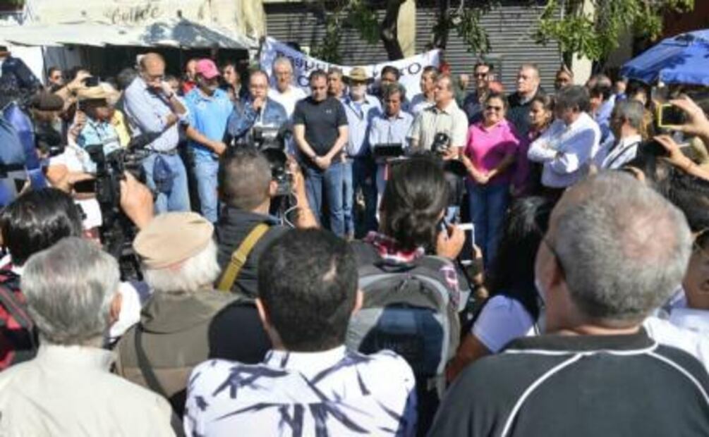 Cuauhtémoc Blanco levanta huelga de hambre