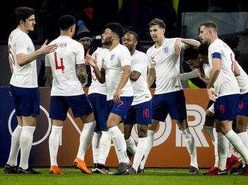 Inglaterra derrota por la mínima a Holanda