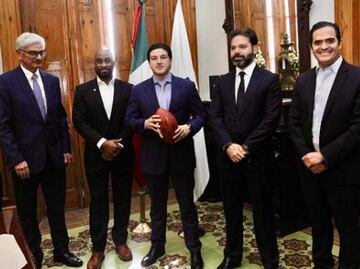 Reitera Samuel García promesa de construir estadio de Tigres