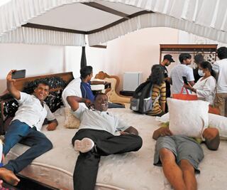 Partidos buscan formar gobierno en Sri Lanka