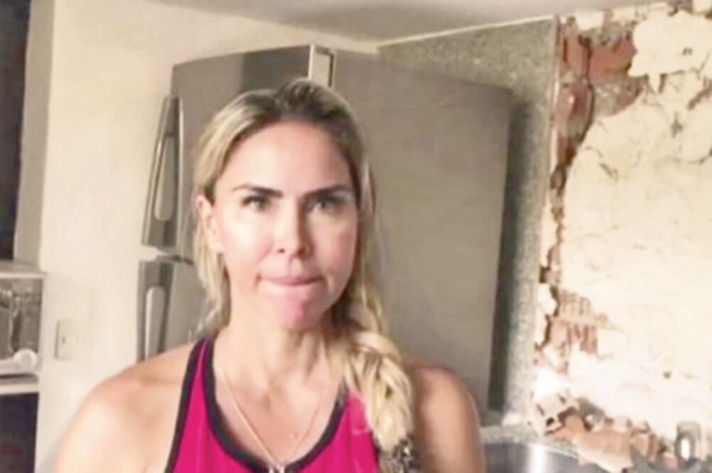 Mujica subió un video a Instagram en el que mostró los daños en su departamento. (ESPECIAL)