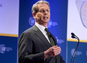 Estados Unidos amenaza al FMI y al Banco Mundial: "ayuda no es incondicional"; llama a reequilibrar el sistema financiero