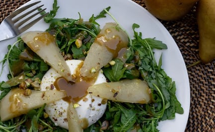 Receta de ensalada de burrata con peras