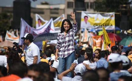 Barrales promete justicia a padres de víctimas del colegio Rébsamen