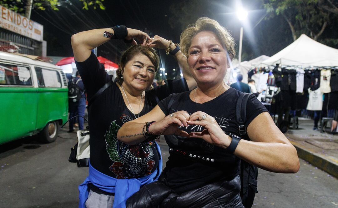Fans del boricua comienzan a abarrotar el Palacio de los deportes. Foto: Yaretzy M. Osnaya.