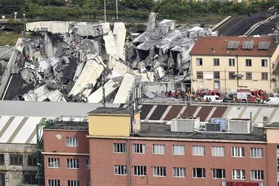 Sube a 30 la cifra de muertos por derrumbe de puente en Génova, Italia