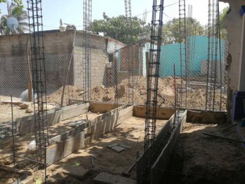 Avanza recontrucción de casas en Juchitán
