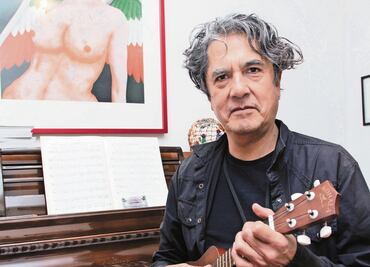 Libros, rock y juguetes, así era la casa de Vega Gil