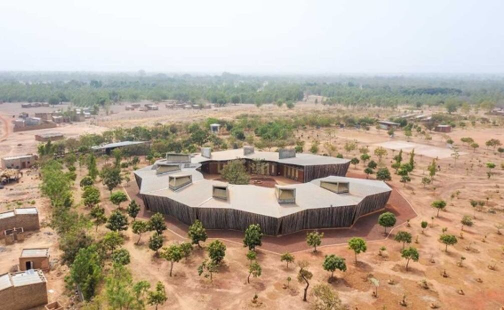 Premio Pritzker 2022: “aun en lugares pobres está el poder de la comunidad”