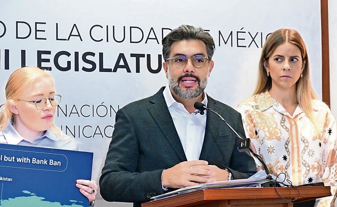 Jesús Sesma se dijo a favor de regular los scooters y las bicimotos ante el incremento de accidentes y víctimas mortales. Foto: Especial