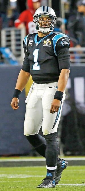 Cam Newton, Quarterback de Panthers (MIKE BLAKE. REUTERS)