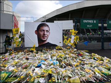 Emotivo último homenaje del Nantes para Emiliano Sala