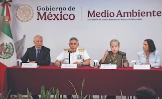 Reportan playas limpias en el litoral tras derrame en Golfo de México; recolectan más de 700 toneladas de crudo