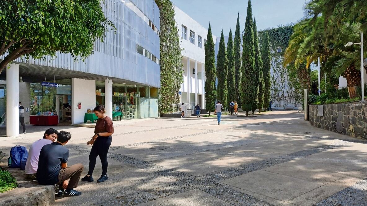 En un recorrido por el Centro de Investigaciones y Docencia Económicas (CIDE), EL UNIVERSAL constató que hay menos alumnado y menos profesores luego de meses de silencio tras los escándalos que protagonizó José Antonio Romero Tellaeche y allegados a él. Foto: Cristopher Cabello | El Universal