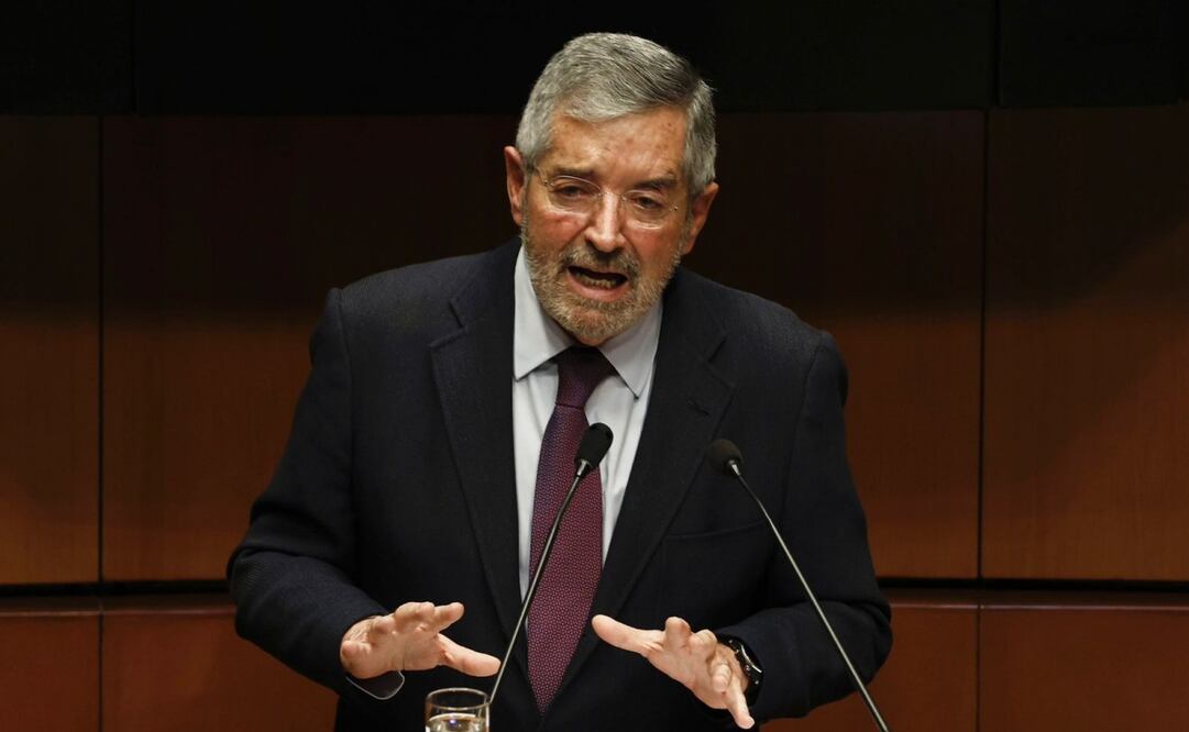 El secretario de Relaciones Exteriores, Juan Ramón de la Fuente, comparece en el Senado de la República este miércoles 8 de octubre de 2025. Foto: Berenice Fregoso/ EL UNIVERSAL