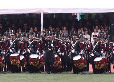 Exsecretarios de Defensa de Peña y Calderón asisten a 200 años del Heroico Colegio Militar