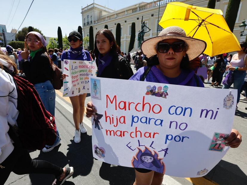 Marcha 8M en Toluca. Foto. Jorge Alvarado.