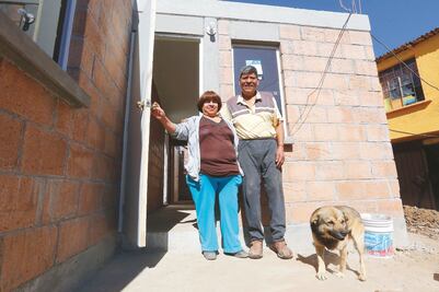 Doña Isela está a punto de recibir su nueva casa