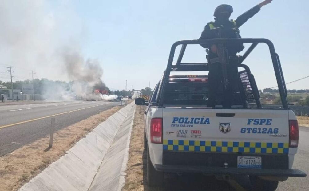 Violencia en Michoacán se extiende a Guanajuato; reportan 4 narcobloqueos (23/04/2025). Foto: Especial