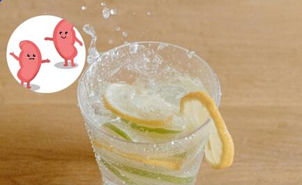 Calor en México; ¿es bueno para los riñones tomar agua mineral con limón?