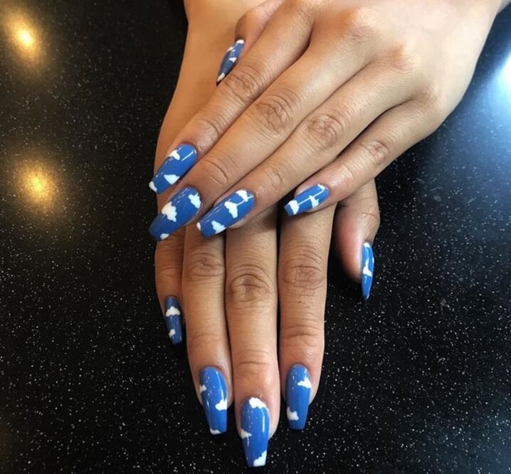 Este verano luce divertidos diseños en tus uñas. Foto: Instagram