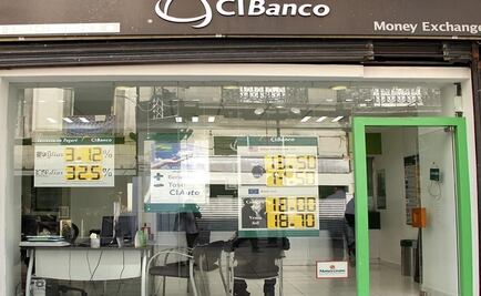 Poor performance by Clinton in debate and OPEC oil deal to affect Mexican peso