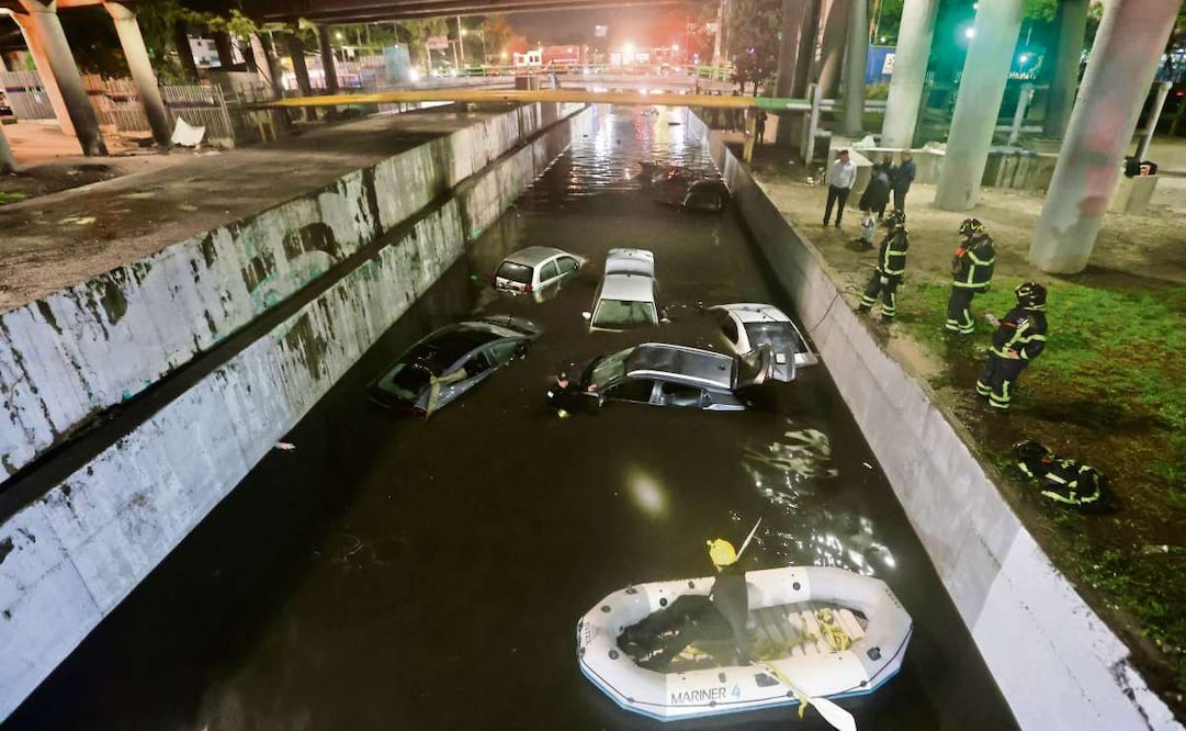 Todos los encharcamientos por las lluvias en este año en la Ciudad de México se resolvieron en menos de 24 horas, aseguró el subsecretario de Operación de Infraestructura Hidráulica. Foto: Archivo / EL UNIVERSAL