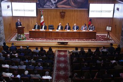 Pide ministro Cossío reflexionar sobre temas fundamentales tras elección