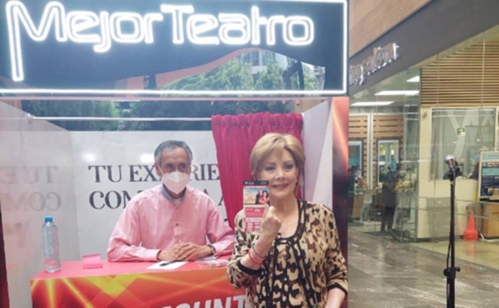 Jacqueline Andere aplaude homenaje a Silvia Pinal en Bellas Artes