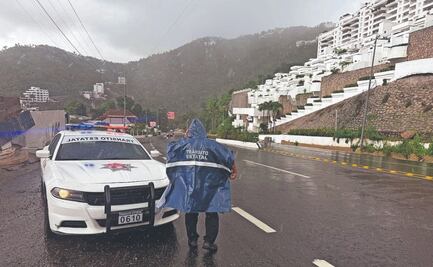 Tormenta tropical Dalila deja afectaciones en su paso por Guerrero; reportan inundaciones, derrumbes y apagones