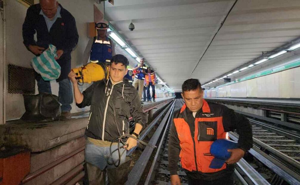 Trabajos en Línea 8 del Metro tras afectaciones por fuertes lluvias / Foto: Especial