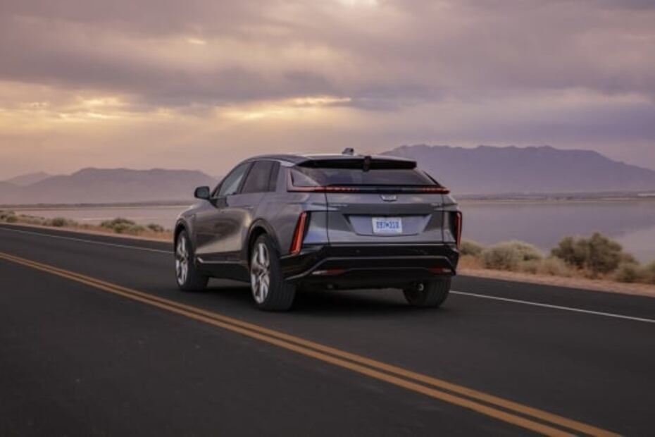 Cadillac Lyriq 2023: Así se maneja el SUV más futurista de la marca