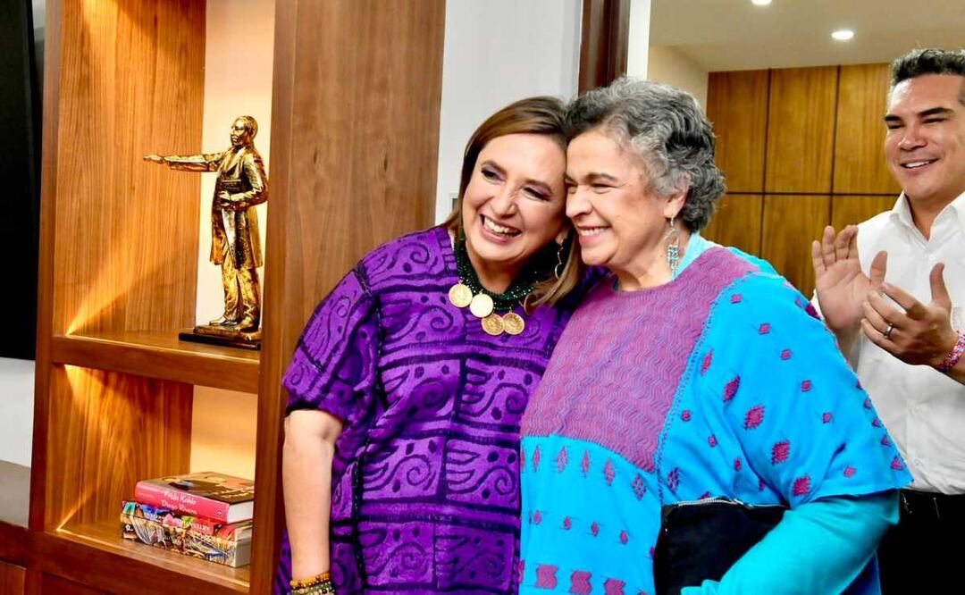 Reunión entre Xóchitl Gálvez y Beatriz Paredes en sede del PRI este jueves 31 de agosto. Foto: Especial