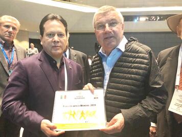 Aceves presenta programas del deporte mexicano ante el COI