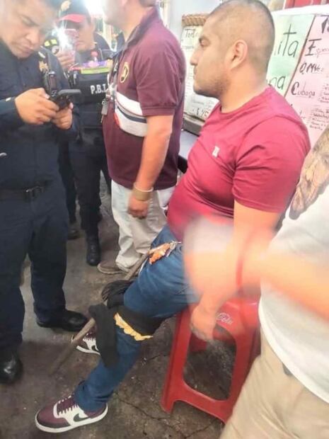 ¡Se escucharon cinco detonaciones! Balean a sujeto afuera del Metro Chabacano