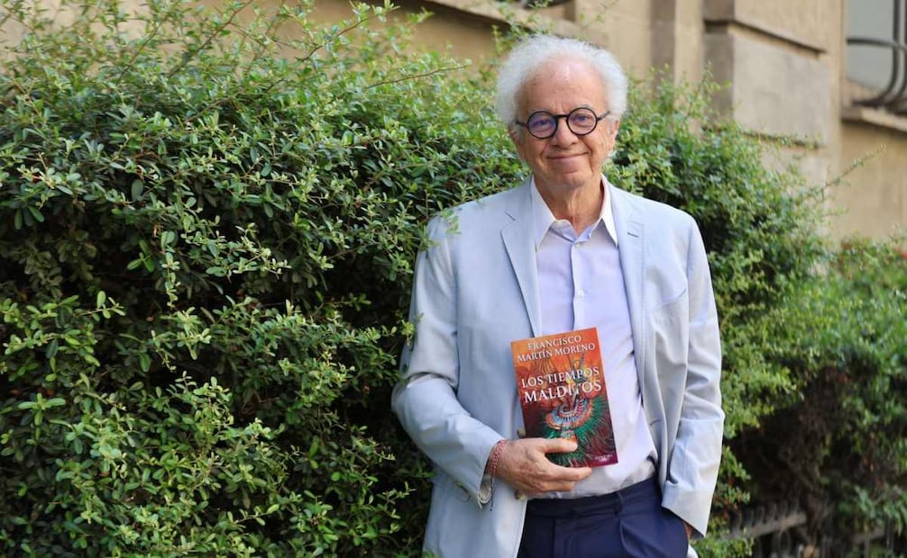 Entrevista con el escritor Francisco Martín Moreno a propósito de su nueva novela histórica titulada “Los tiempos malditos” (18/11/25). Foto: Berenice Fregoso/ EL UNIVERSAL