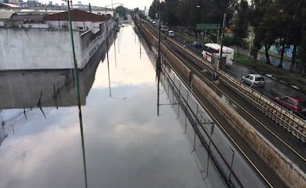 Lluvia anega vialidades en el Oriente