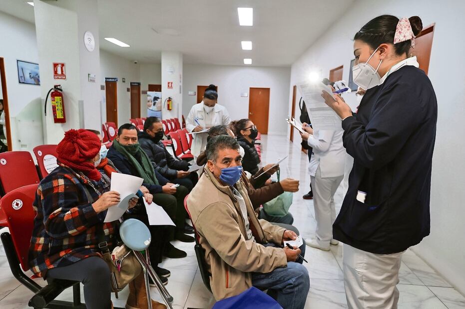 En este inicio de vacunación en la Cruz Roja de Polanco sólo se aplicaron 100 dosis del biológico Pfizer contra Covid-19. Foto: Berenice Fregoso