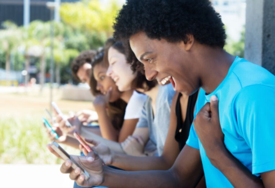 ¿Cómo elegir el mejor celular y no morir en el intento?