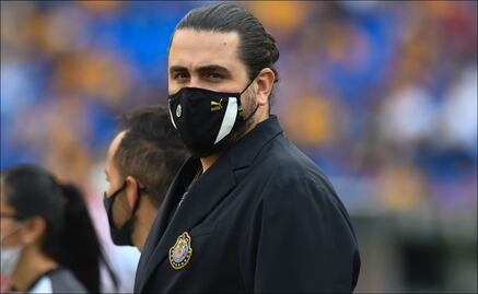 "NUNCA", responde Amaury Vergara a usuario que pidió su salida de Chivas