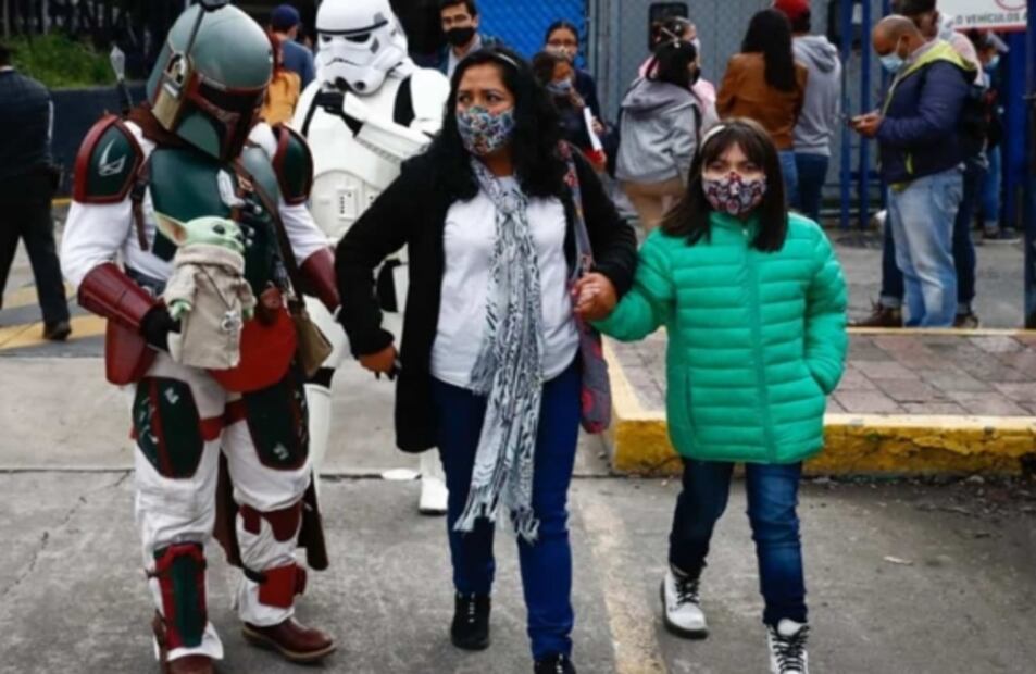 Vacunan contra Covid-19 a menores de 12 a 17 años con comorbilidades en la CDMX