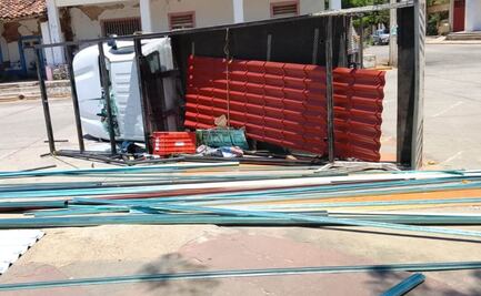 Policías frustran asalto de una funeraria en Unión Hidalgo, Oaxaca; detienen a tres personas