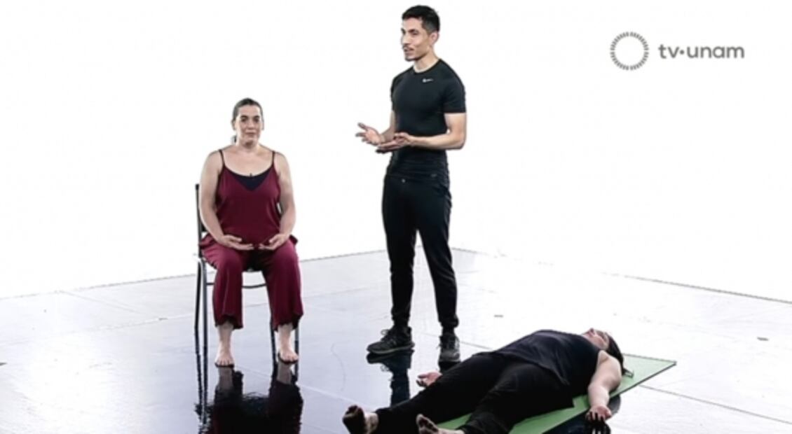 Artista de teatro ayuda a respirar a México durante la tercera ola