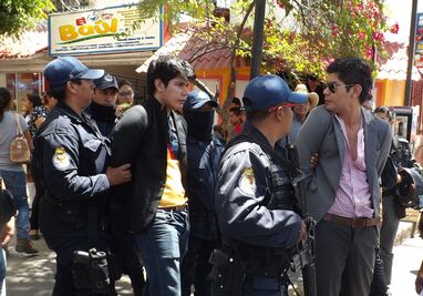 Libres, jóvenes que intentaron atropellar manifestantes en Guerrero