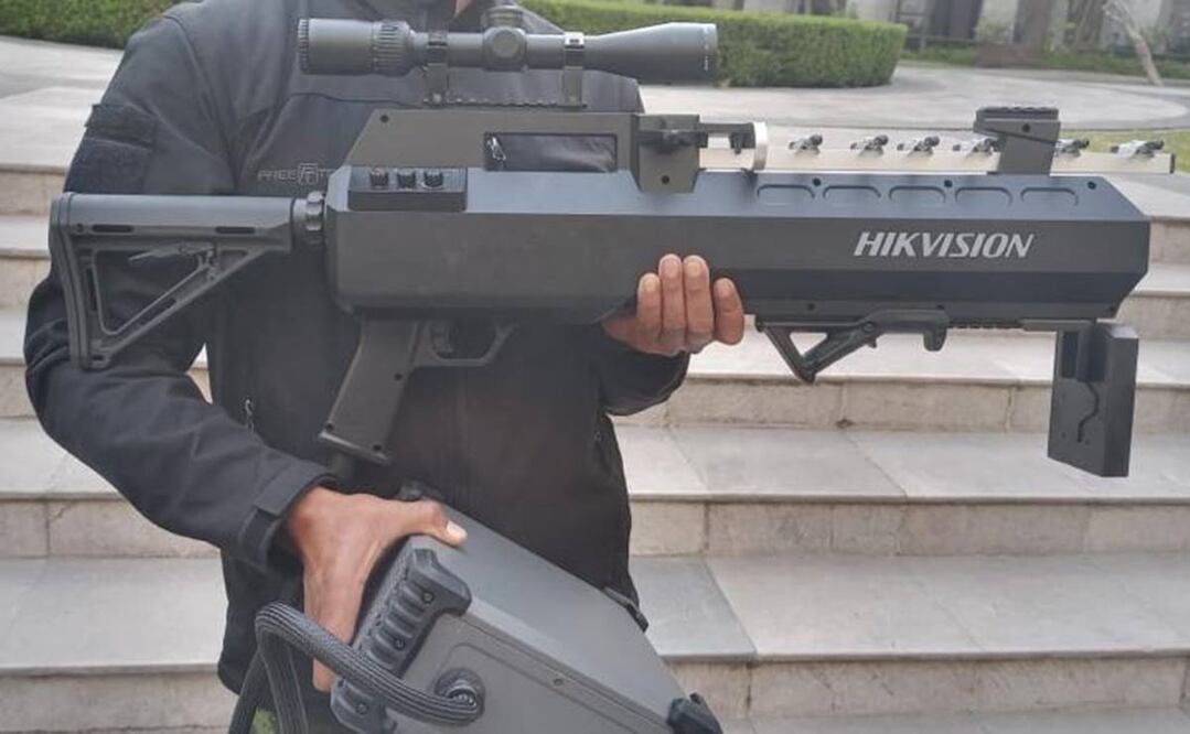 Equipo antidrones utilizado en la marcha del 8M de 2021. Foto: Twitter @JesusRCuevas