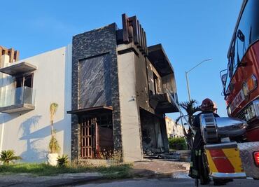 Nuevo incendio intencional afecta una tercera vivienda en el fraccionamiento Portalegre, en Culiacán